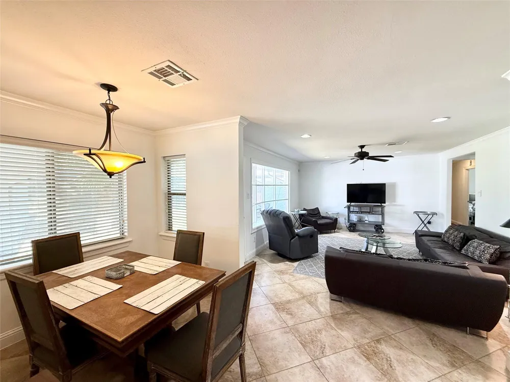 5454 Imogene Street Houston, TX 77096
