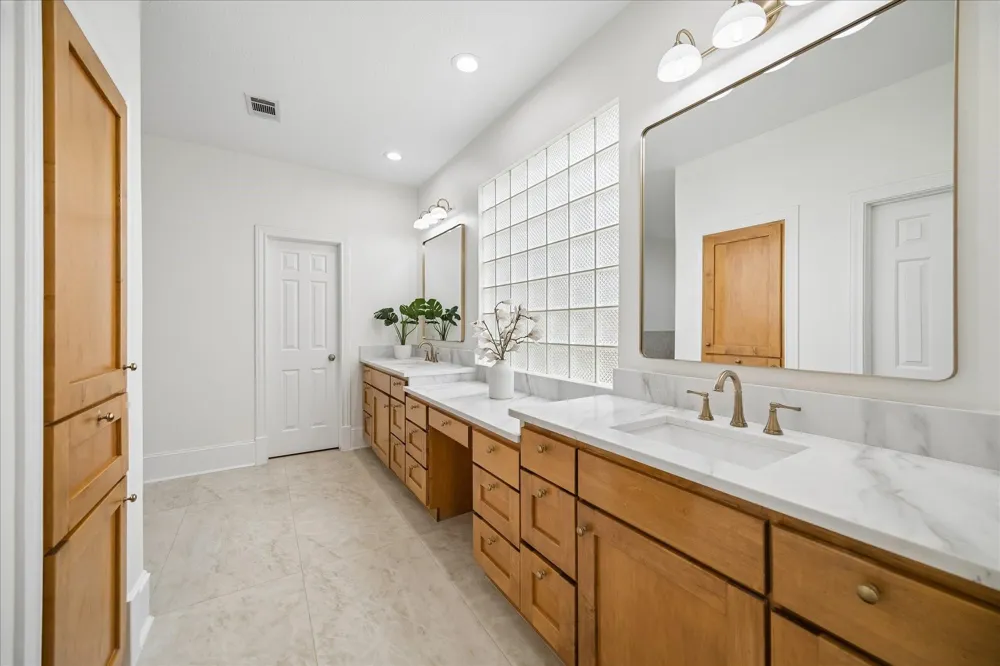 721 W 41st Street Houston, TX 77018
