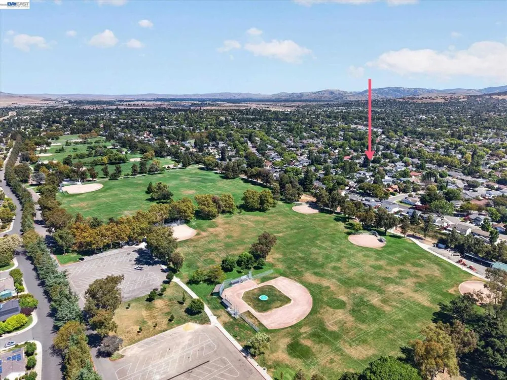 2680 Turnstone Dr Pleasanton, CA 94566