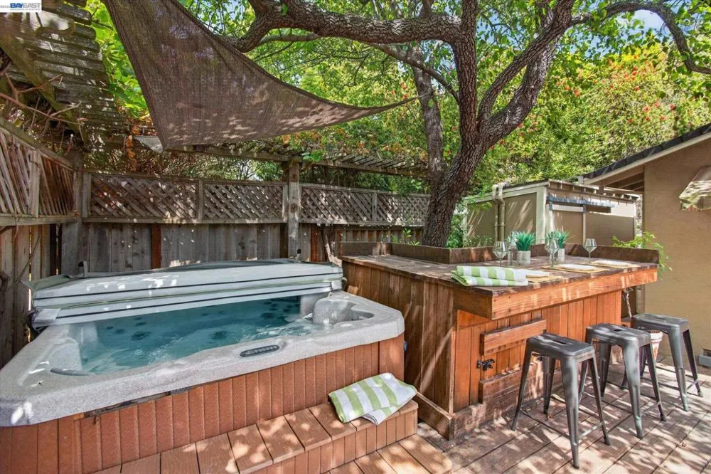 2680 Turnstone Dr Pleasanton, CA 94566