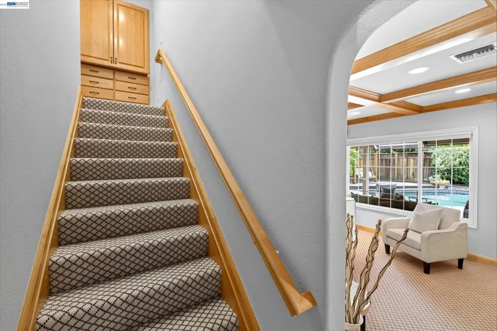 2680 Turnstone Dr Pleasanton, CA 94566