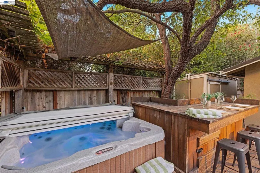2680 Turnstone Dr Pleasanton, CA 94566
