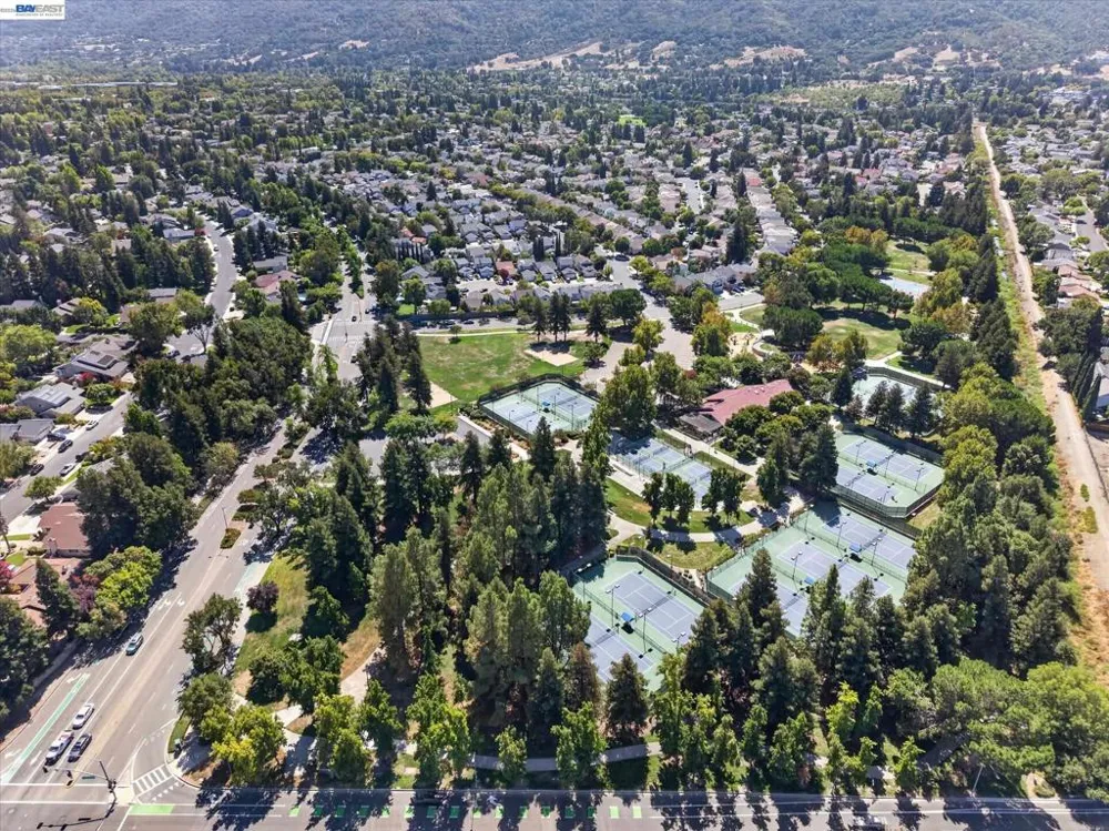 2680 Turnstone Dr Pleasanton, CA 94566