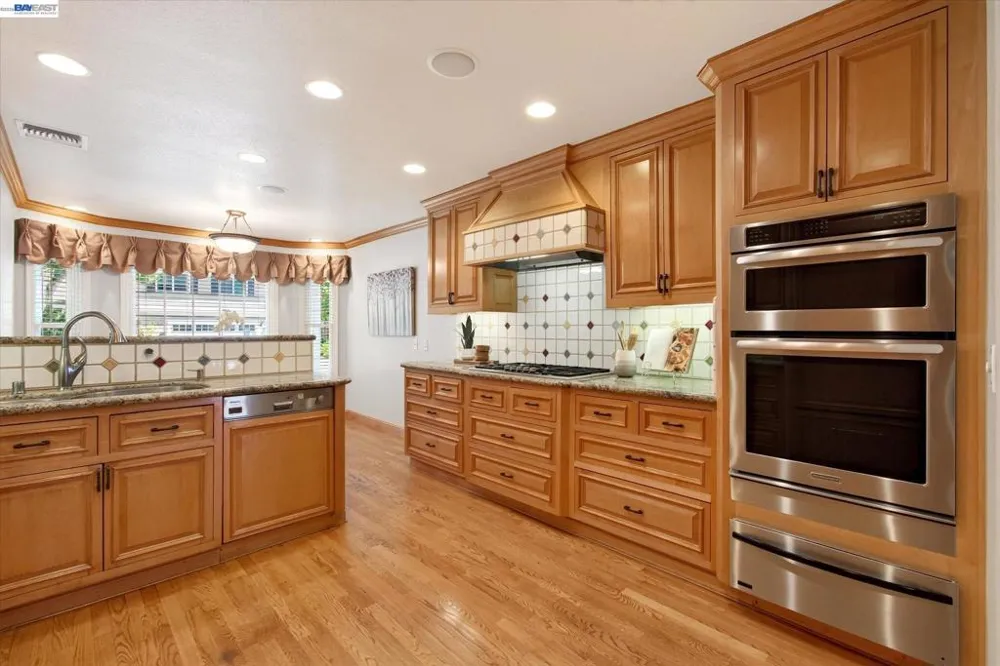 2680 Turnstone Dr Pleasanton, CA 94566