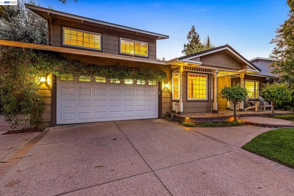 2680 Turnstone Dr Pleasanton, CA 94566