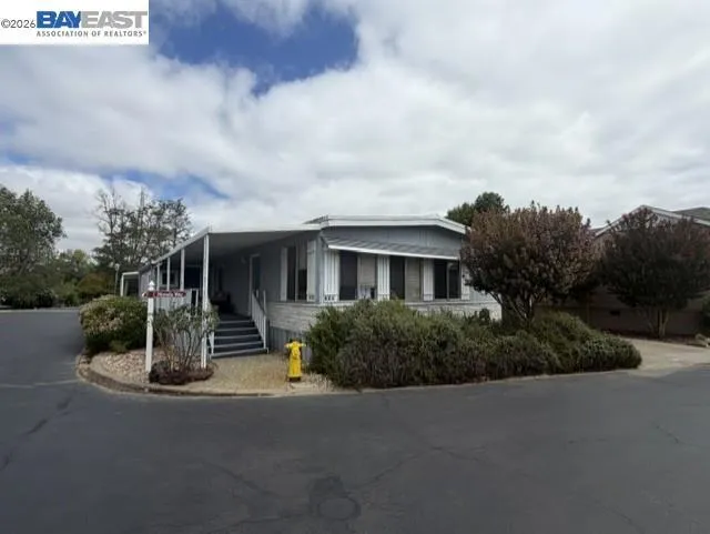 3263 Vineyard Ave #165 Pleasanton, CA 94566