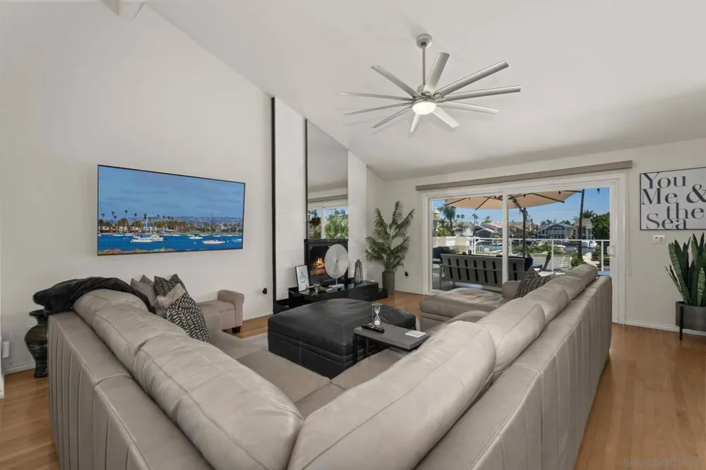 52 Port of Spain Coronado, CA 92118
