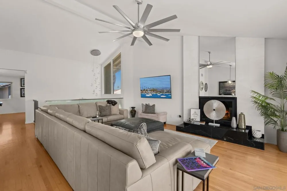 52 Port of Spain Coronado, CA 92118