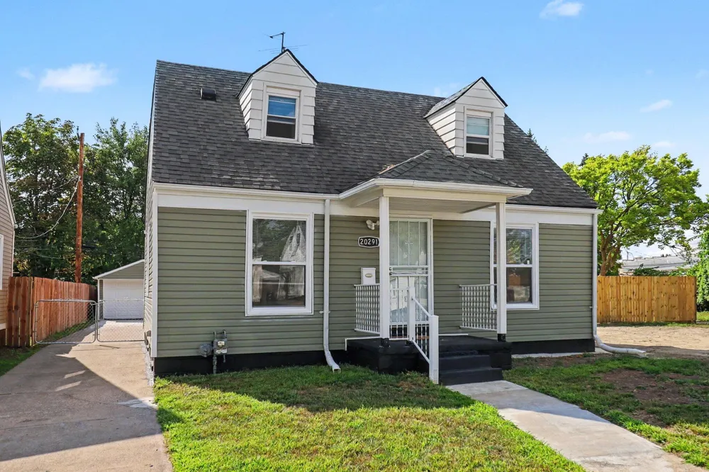 20291 Bradford Street Detroit, MI 48205
