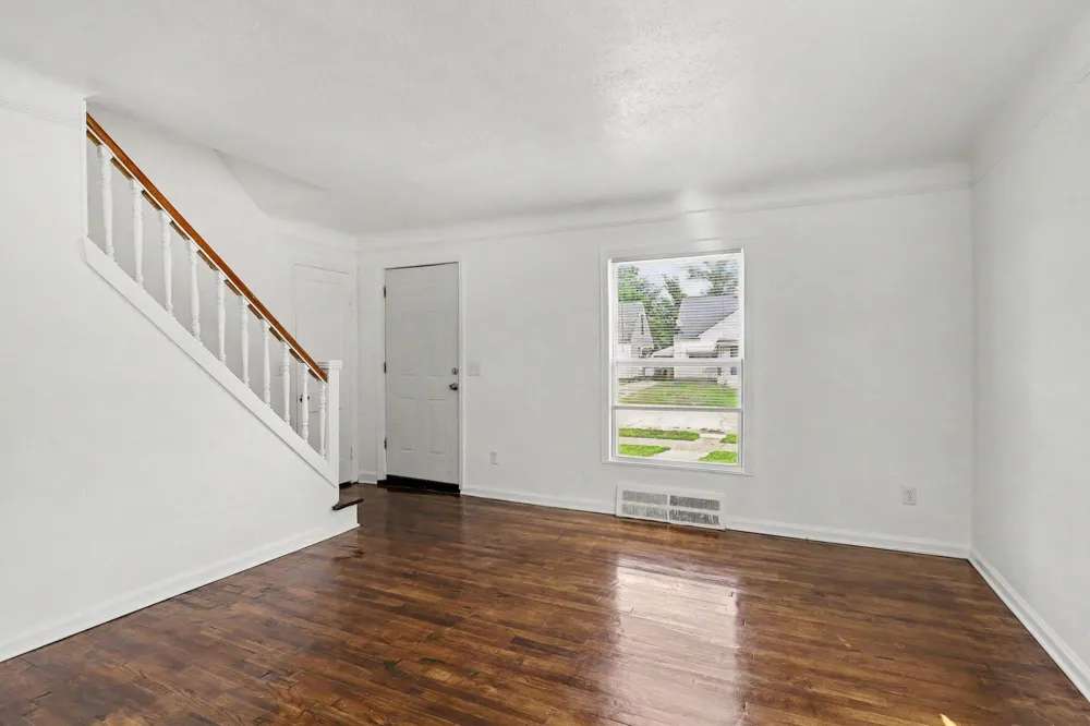 20291 Bradford Street Detroit, MI 48205