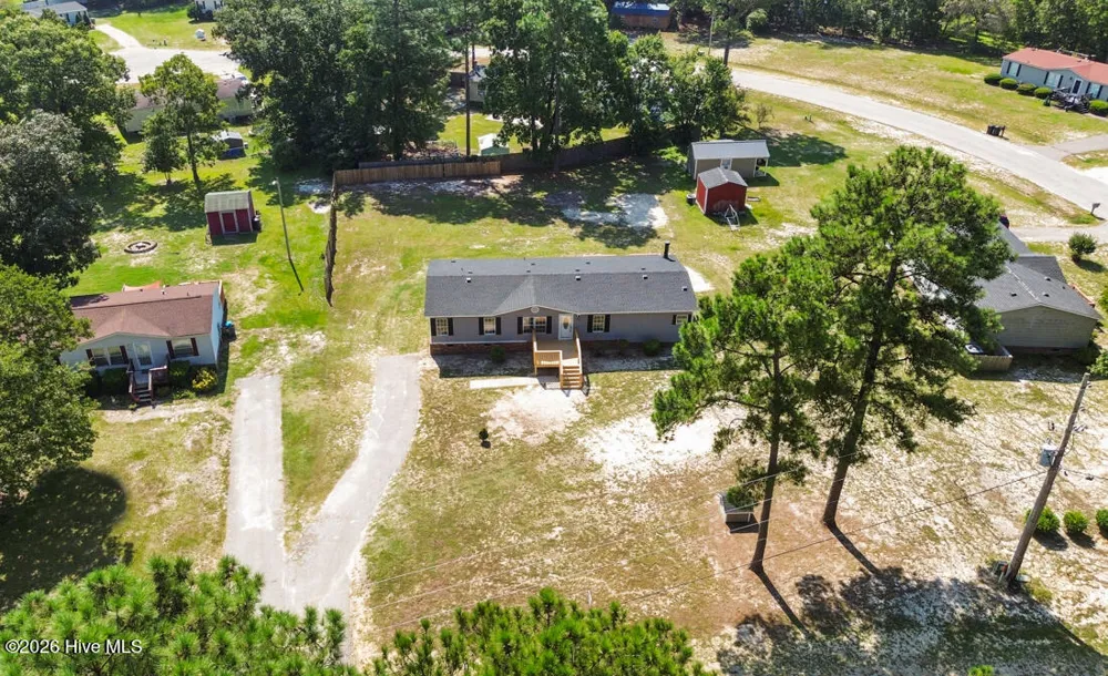 5837 Parkton Road Hope Mills, NC 28348