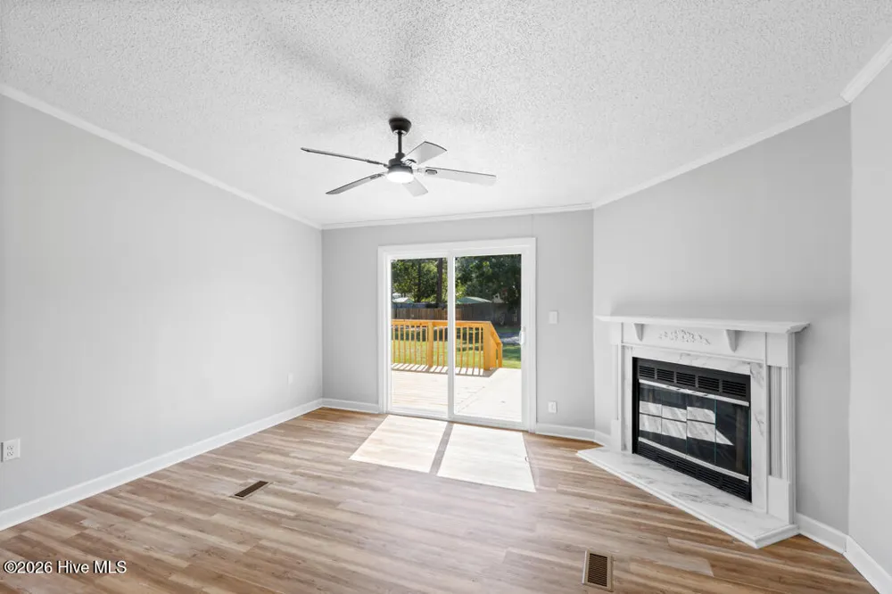 5837 Parkton Road Hope Mills, NC 28348
