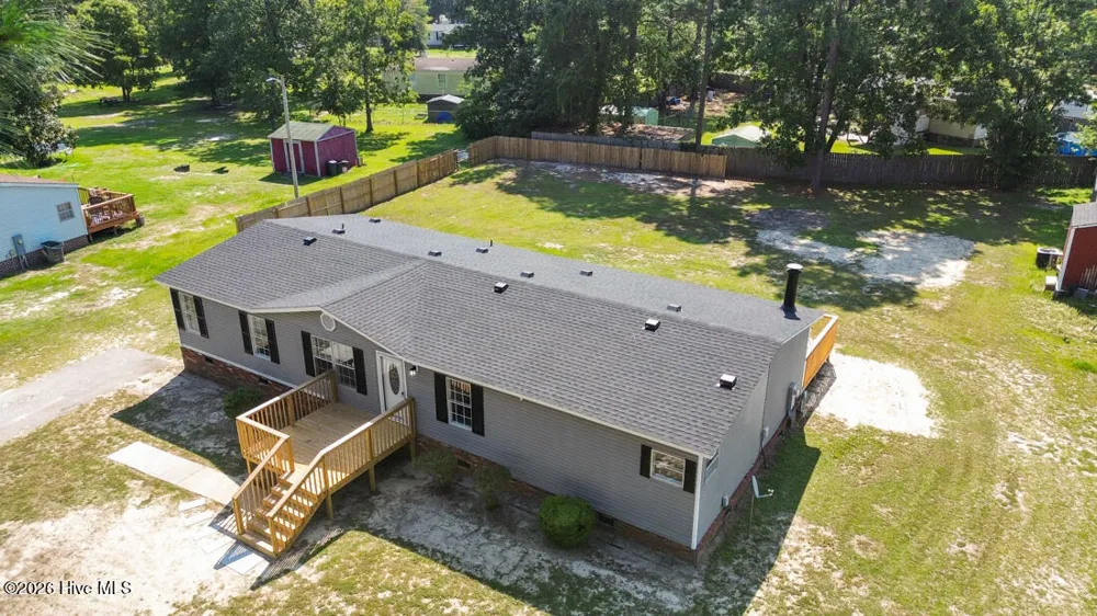 5837 Parkton Road Hope Mills, NC 28348