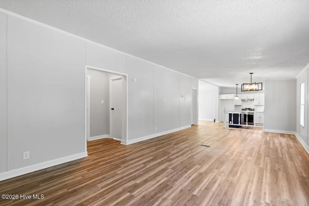 5837 Parkton Road Hope Mills, NC 28348