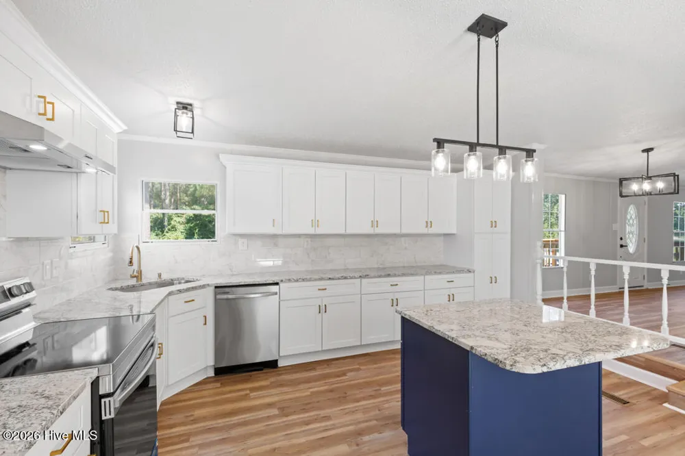 5837 Parkton Road Hope Mills, NC 28348