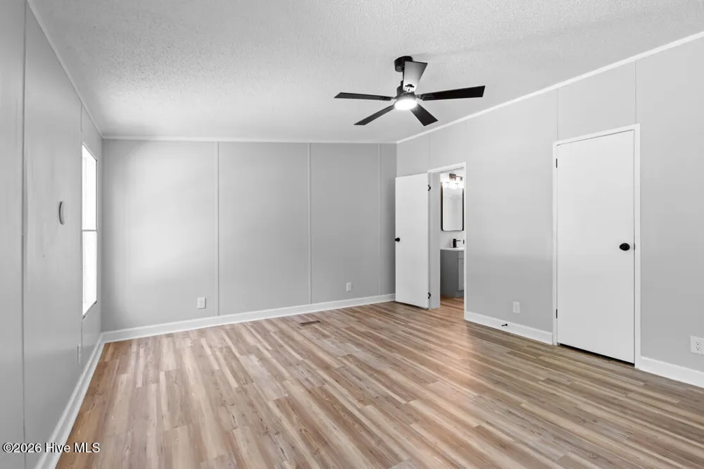 5837 Parkton Road Hope Mills, NC 28348