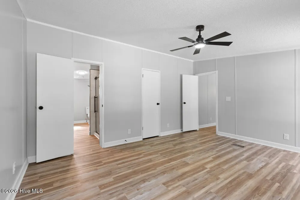 5837 Parkton Road Hope Mills, NC 28348