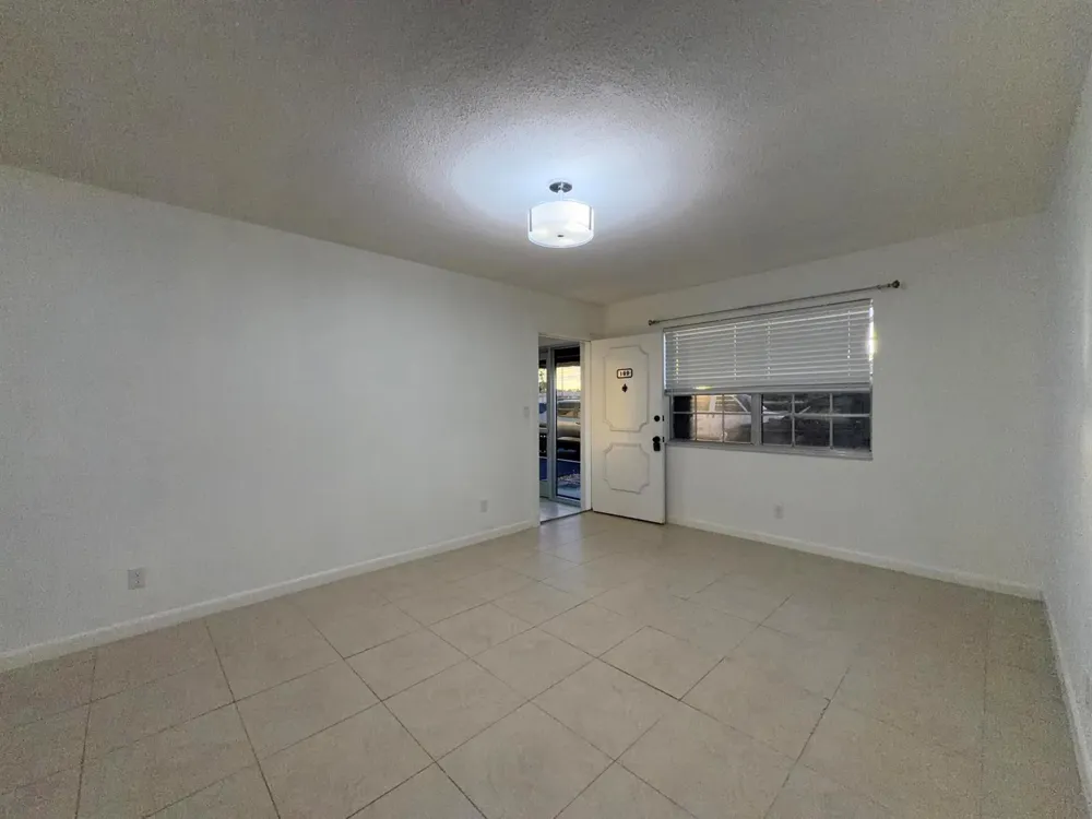 298 SW 6th Street #109 Boca Raton, FL 33432