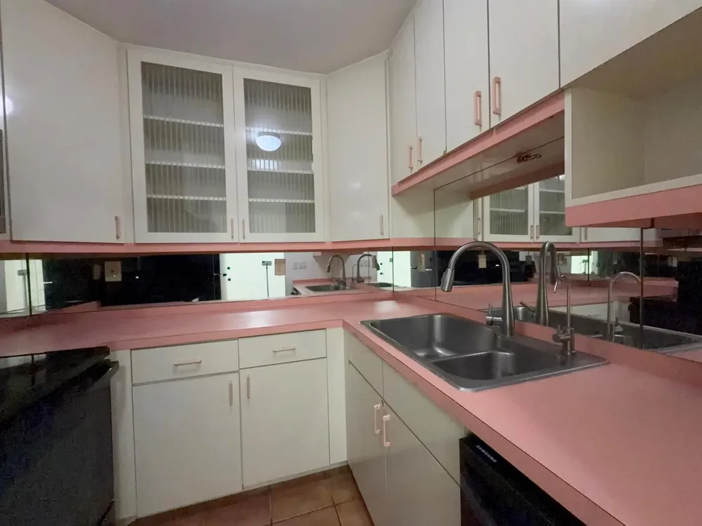 298 SW 6th Street #109 Boca Raton, FL 33432