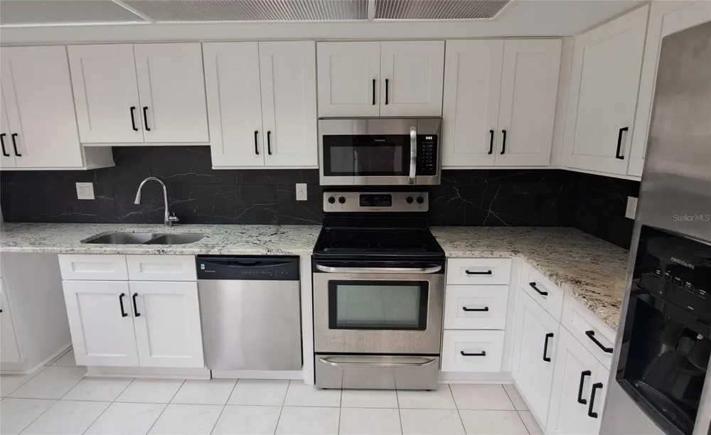 60 KAY COURT Oldsmar, FL 34677
