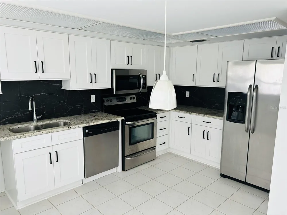 60 KAY COURT Oldsmar, FL 34677