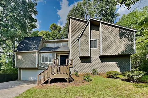3013 Alberta Drive