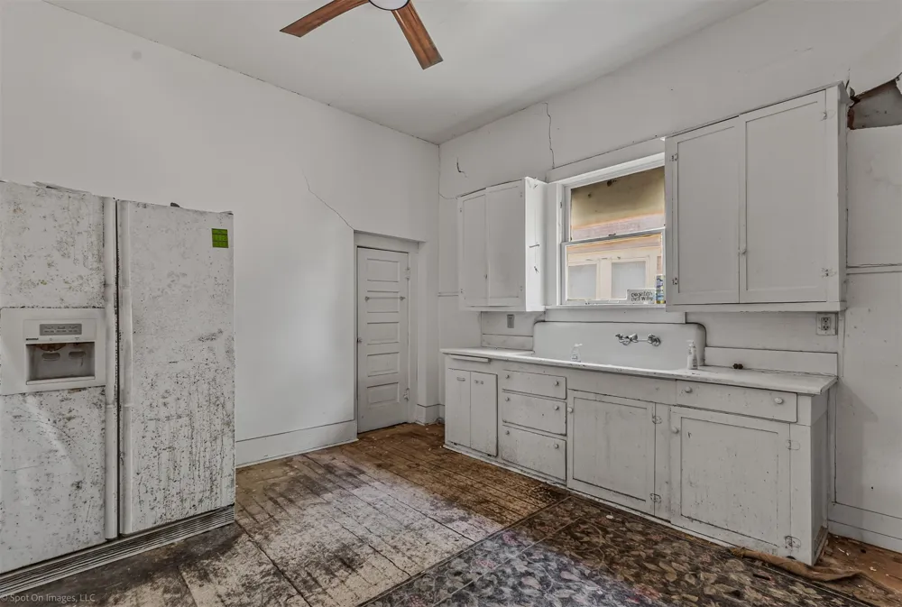 304 Catherine Street Terrell, TX 75160