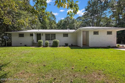 3850 Highway 35