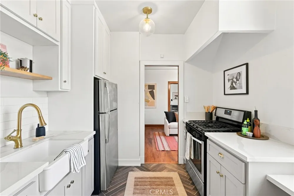 315 W 3rd #401 Long Beach, CA 90802