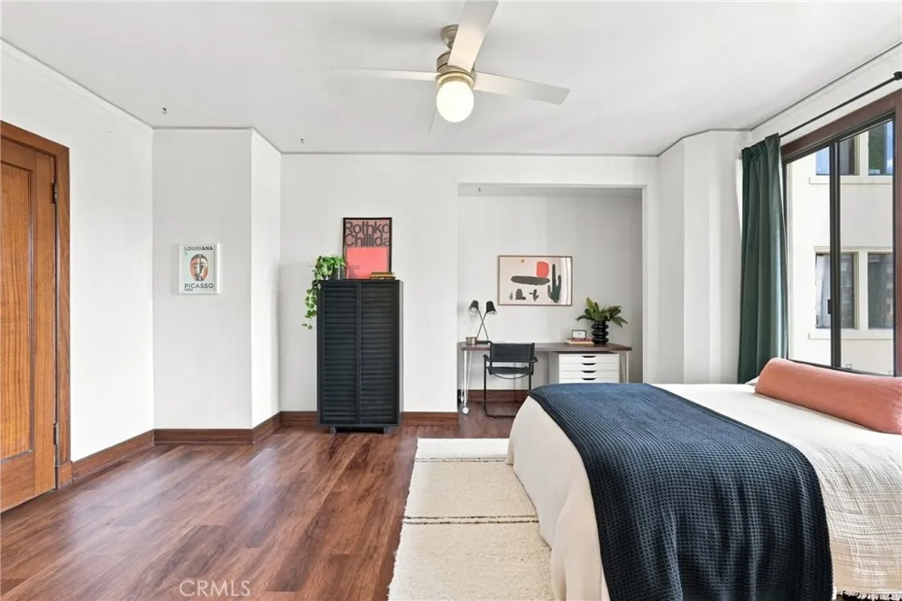 315 W 3rd #401 Long Beach, CA 90802