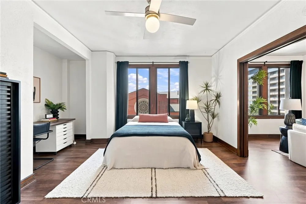 315 W 3rd #401 Long Beach, CA 90802