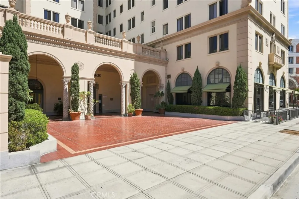 315 W 3rd #401 Long Beach, CA 90802