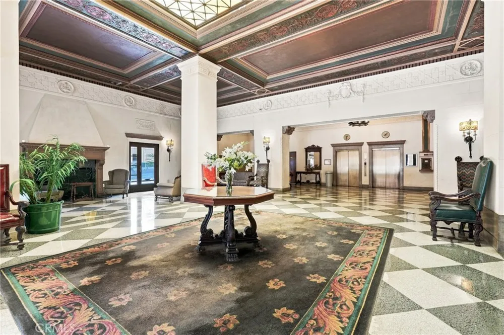 315 W 3rd #401 Long Beach, CA 90802