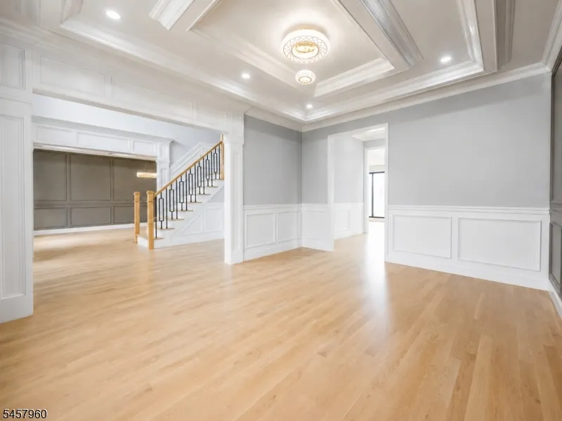 412 Gregory Rd Paramus, NJ 07652