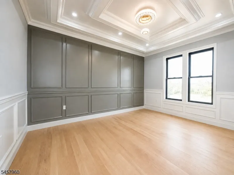 412 Gregory Rd Paramus, NJ 07652