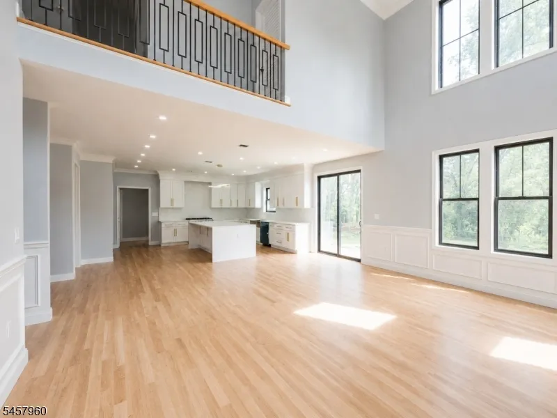 412 Gregory Rd Paramus, NJ 07652