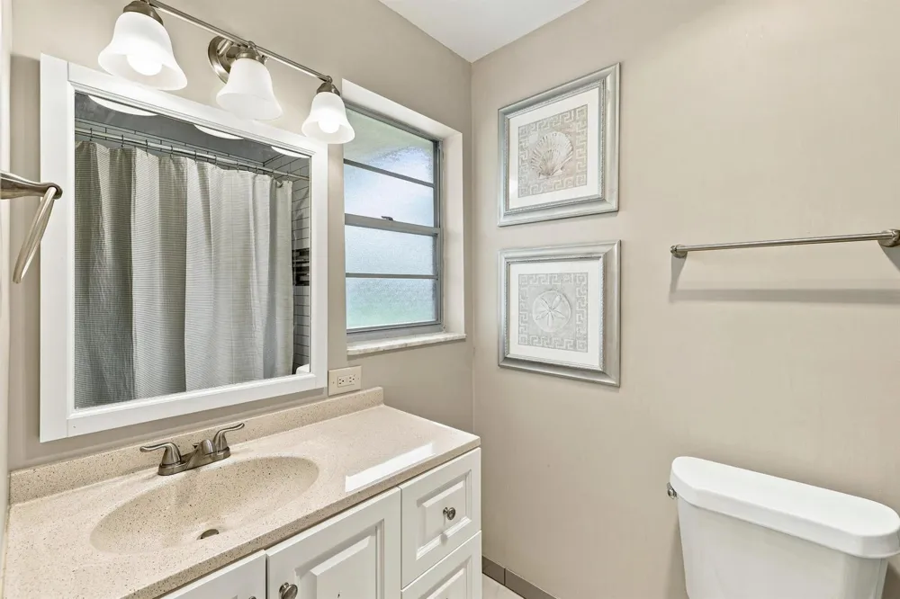 435 BLUEBIRD LANE Delray Beach, FL 33445