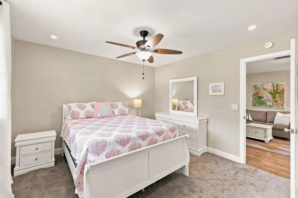 435 BLUEBIRD LANE Delray Beach, FL 33445