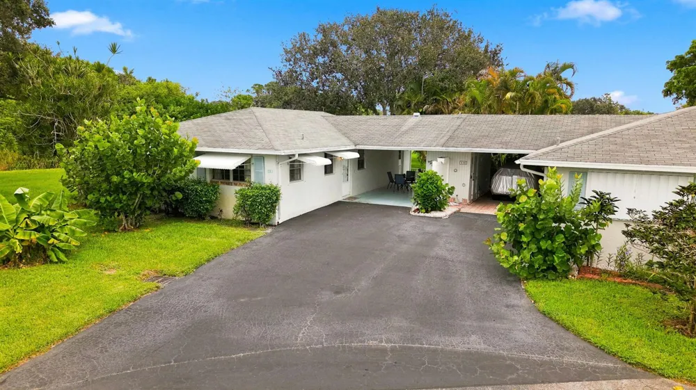 435 BLUEBIRD LANE Delray Beach, FL 33445