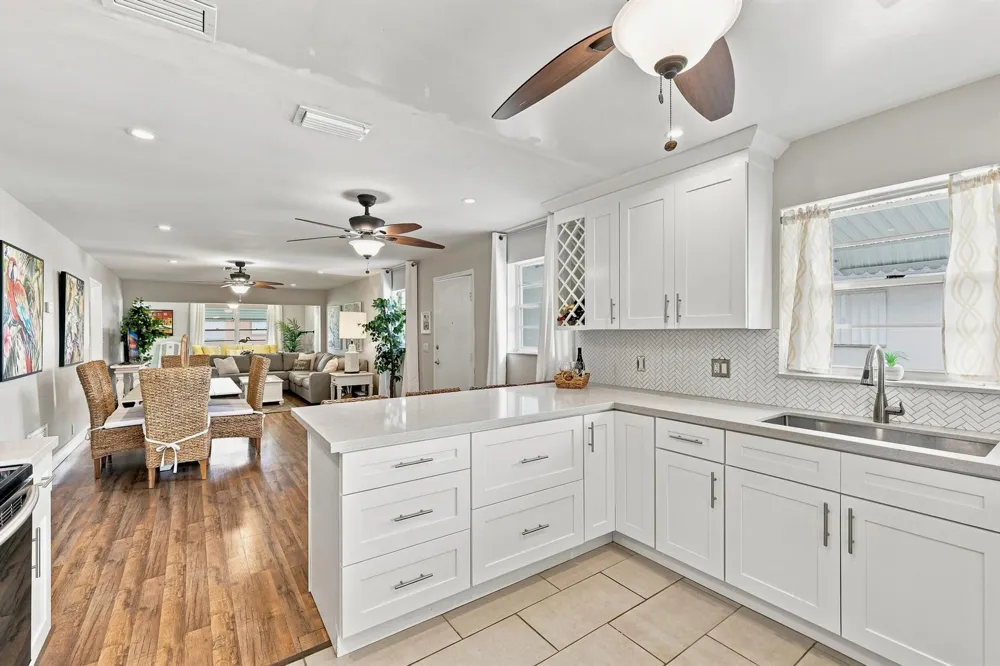 435 BLUEBIRD LANE Delray Beach, FL 33445
