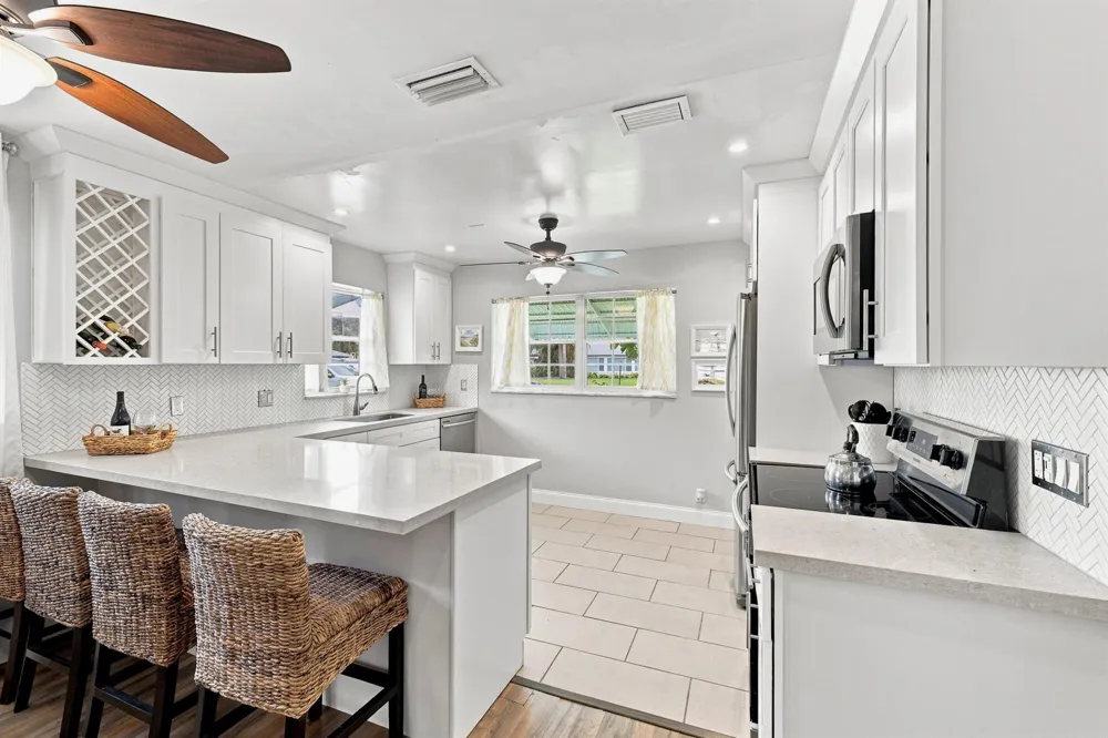 435 BLUEBIRD LANE Delray Beach, FL 33445