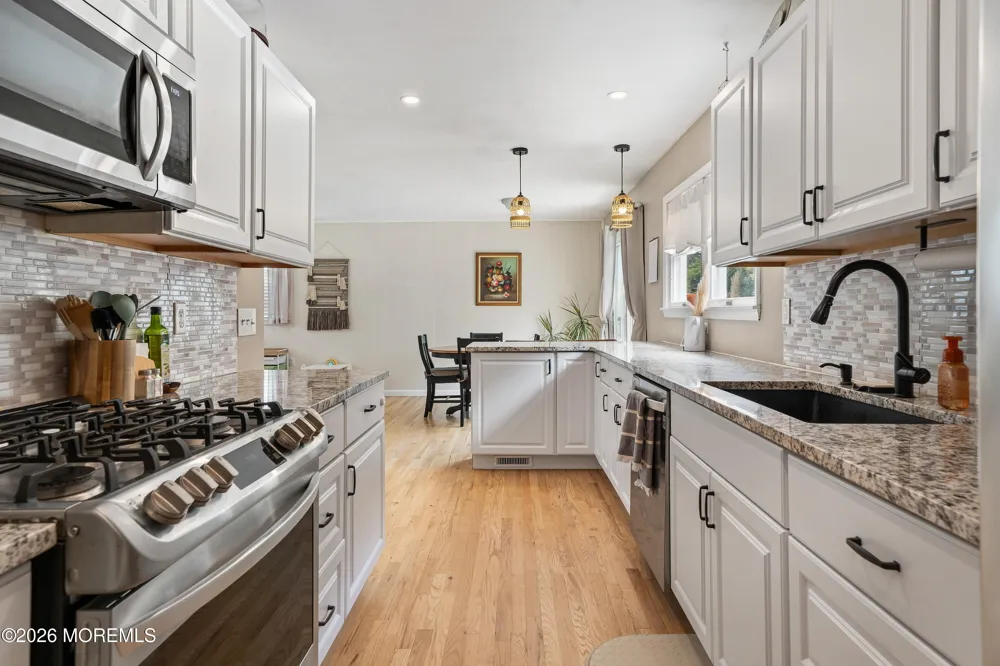 13 Charles Avenue Manchester, NJ 08759