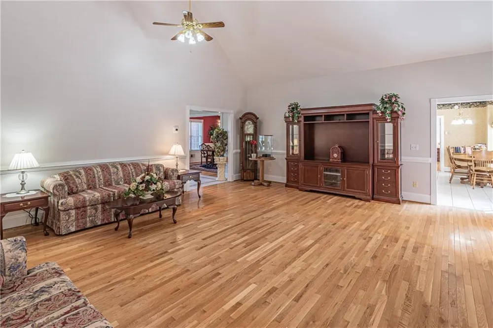 3562 Thompson Mill Road Buford, GA 30519