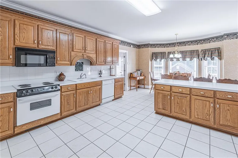 3562 Thompson Mill Road Buford, GA 30519