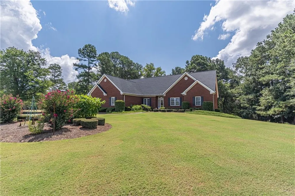 3562 Thompson Mill Road Buford, GA 30519
