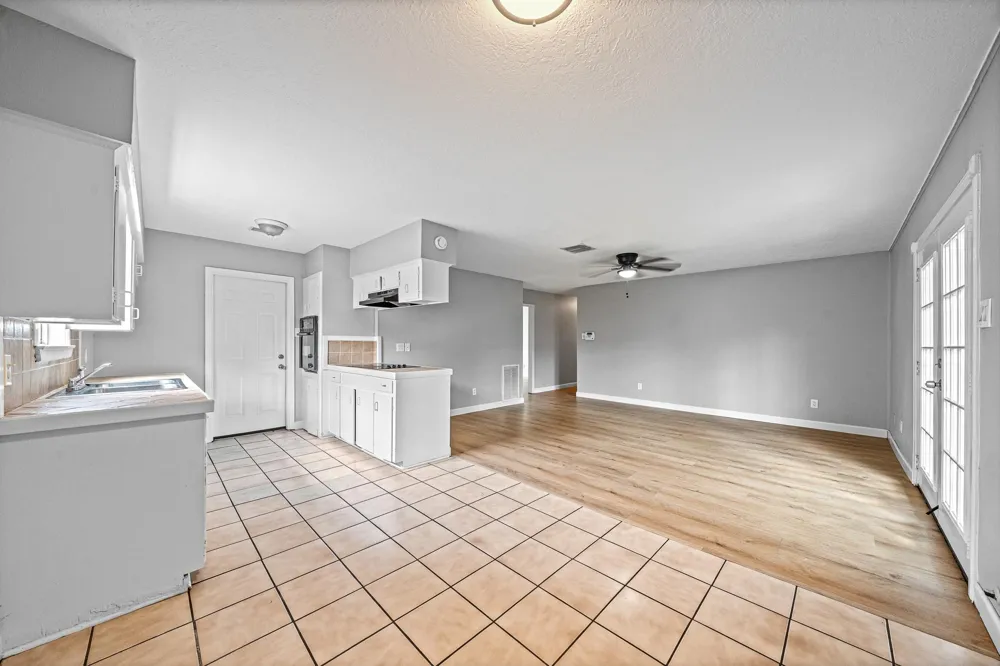 806 Shawnee Street Houston, TX 77034