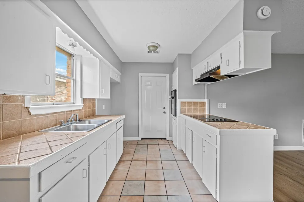 806 Shawnee Street Houston, TX 77034
