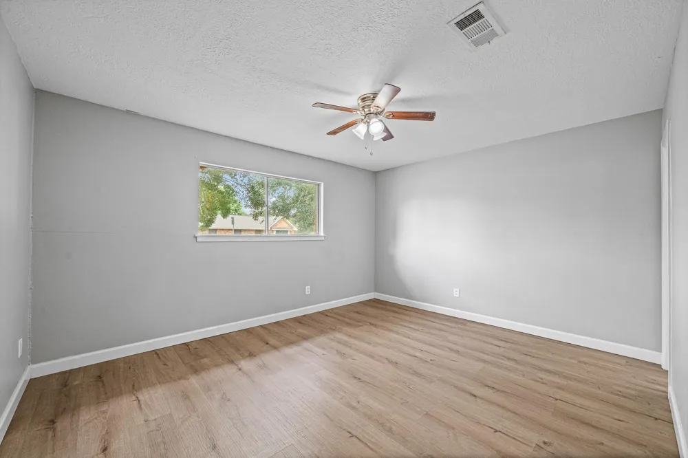 806 Shawnee Street Houston, TX 77034