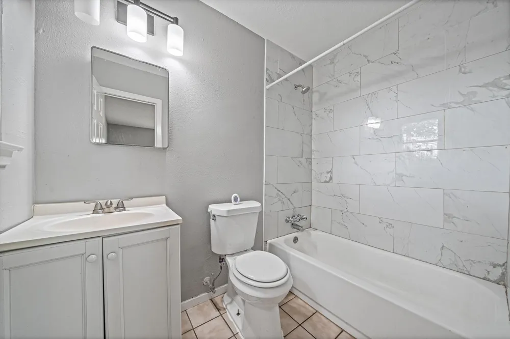 806 Shawnee Street Houston, TX 77034