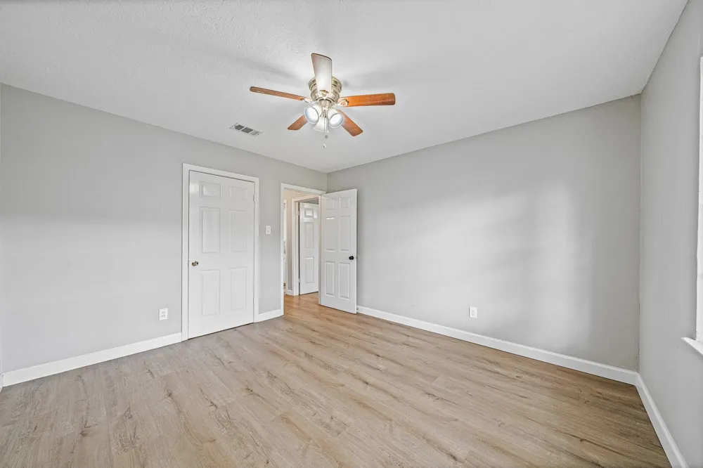 806 Shawnee Street Houston, TX 77034